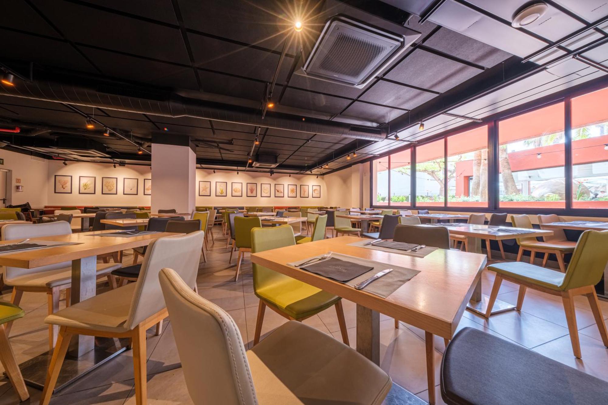 Estival Park Almaris Hotel La Pineda Ngoại thất bức ảnh